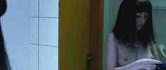 Голая Кэрис ван Хаутен в фильме «Приходит женщина к врачу» фото #11