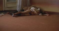Абсолютно голая Мария Шнайдер в фильме «Последнее танго в Париже» фото #4