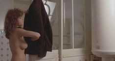 Абсолютно голая Мария Шнайдер в фильме «Последнее танго в Париже» фото #13
