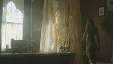 Натали Дормер снялась голой в сериале «Призраки» фото #4