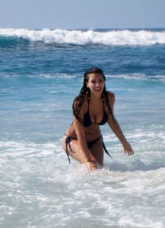 Ким Кардашьян на пляже Кабо-Сан-Лукас в Мексике фото #8