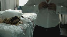 Голая Райли Кио в сериале «Девушка по вызову» фото #21