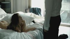 Голая Райли Кио в сериале «Девушка по вызову» фото #22
