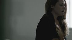Голая Райли Кио в сериале «Девушка по вызову» фото #80