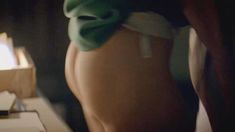 Голая Эмили Кинни в сериале «Мастера секса» фото #5