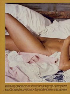 Обнажённая Урсула Андресс снялась в журнале Playboy фото #4