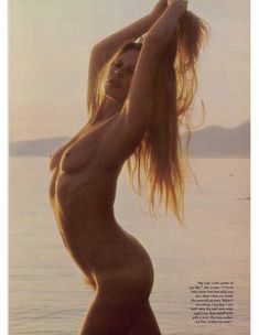 Обнажённая Брижит Бардо красиво снялась в журнале Playboy фото #3