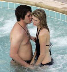 Секси Миша Бартон в купальнике в отеле Bacara Resort & Spa фото #8
