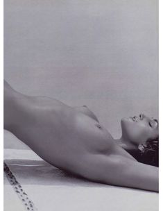 Синди Кроуфорд снялась голой  в журнале Playboy фото #11