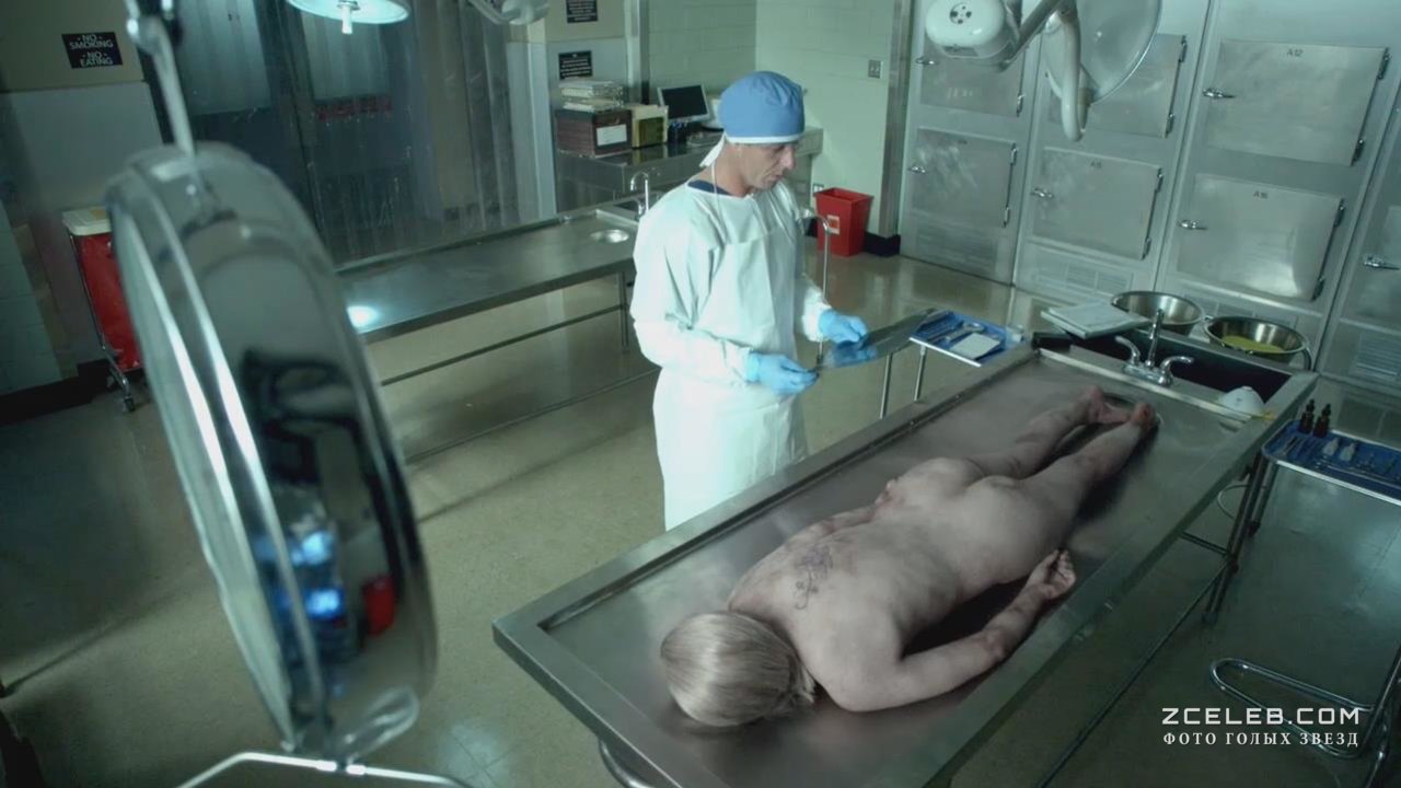 Голая Брианна Дэвис в сериале "Убийство первой степени", 2014.