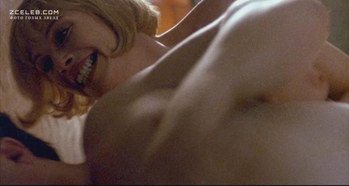 Келли МакГиллис показала голую грудь в фильме "Бэйб. 