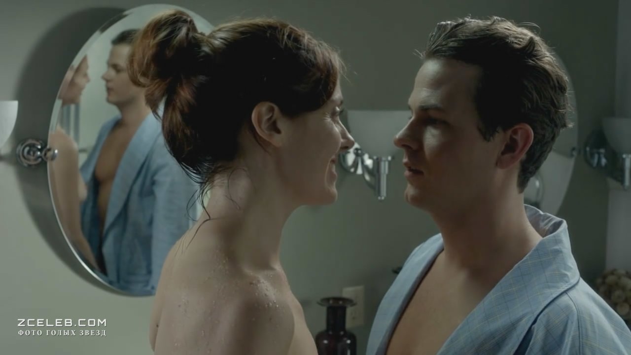 Голая грудь Клер Бронсон в сериале "Банши", 2013.