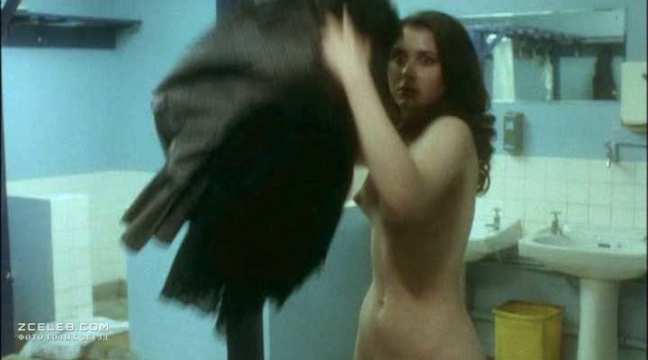 Голая Элисон Эллиотт в фильме "Домой до полуночи", 1979.