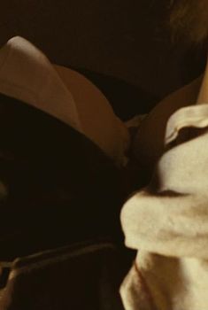 Красивая Екатерина Климова засветила грудь в фильме «Мы из будущего 2», 2010