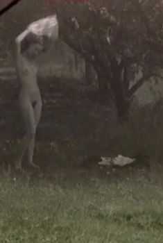 Полностью голая Юлия Ромашина в фильме «Без надежды надеюсь», 1989
