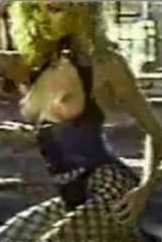 Кэмерон Диаз снялась голой в короткометражном эротическом фильме, 1992