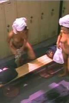 Голая Эмбер Ньюман в сериале «Эротические признания», 1994