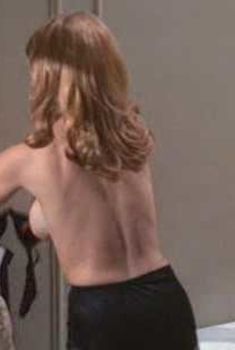 Энн-Маргрет засветила голые грудь и попу в фильме «Познание плоти», 1971